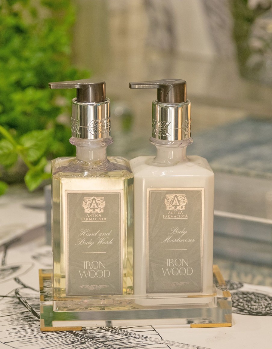 More Antica Farmacista | Acrylic Bath & Body Gift Set: Ironwood